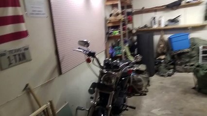 Il allume un obus de mortier dans son garage