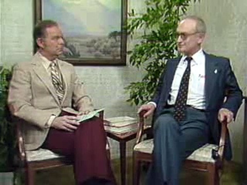 Yuri Bezmenov - Deception Was My Job (2 of 9)