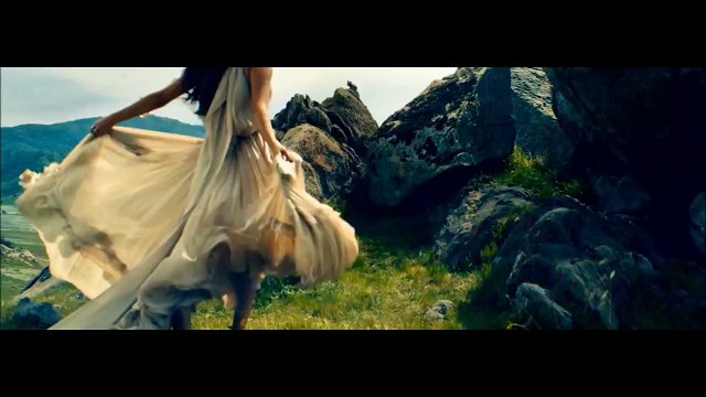 Selena Gomez ft. Chris Brown, Rihanna & Ke$ha - Come & Get It [REMIX] (HD)