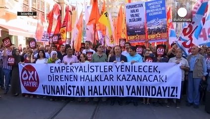 Solidarity rallies in Lisbon and Istanbul in support of Greek 'no' vote