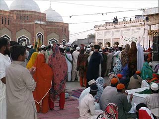 NUSRAT FATEH ALI KHAN - Allah Muhammad Char Yaar