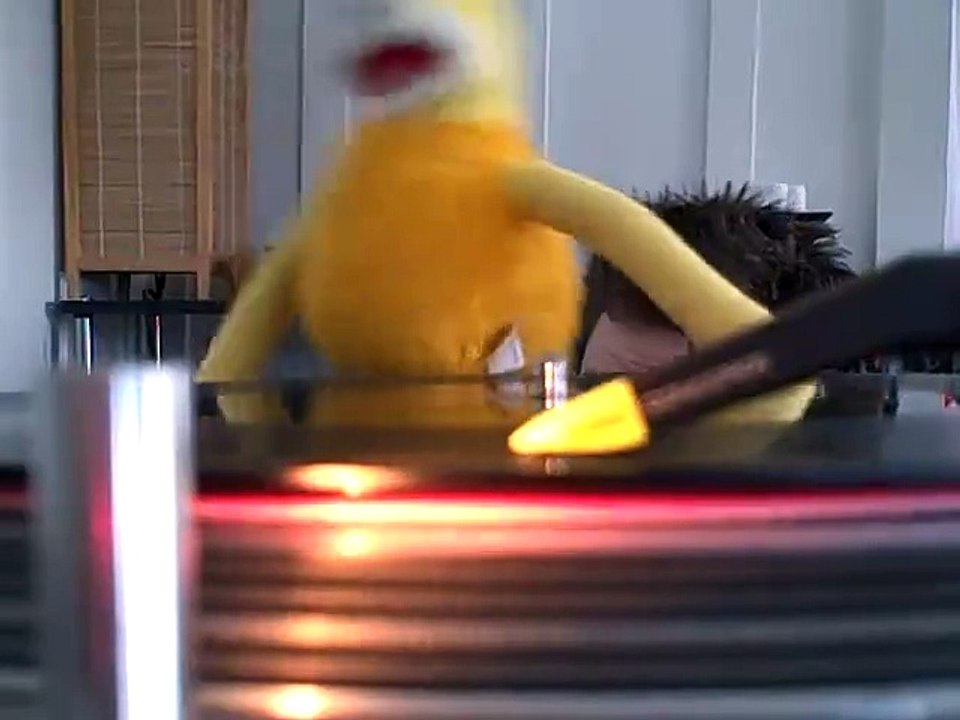 PUPPET DANCER