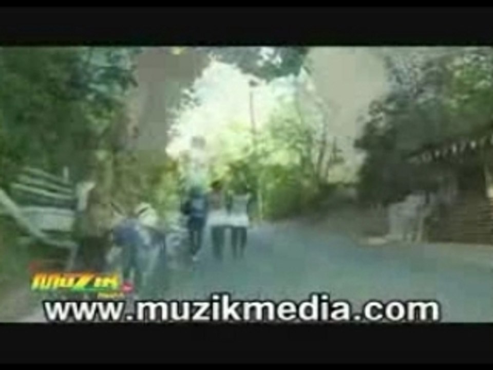 Junior Kelly - Recieve