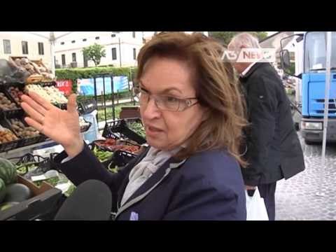 SCRITTE SULLE MURA, E' CACCIA AI RESPONSABILI