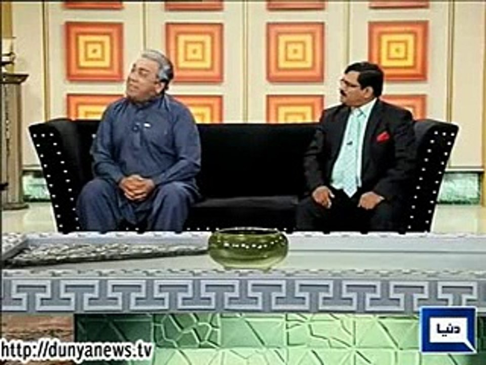 Azizi as Shah Mehmood Qureshi (Very Funny) in Hasb e Haal 2015