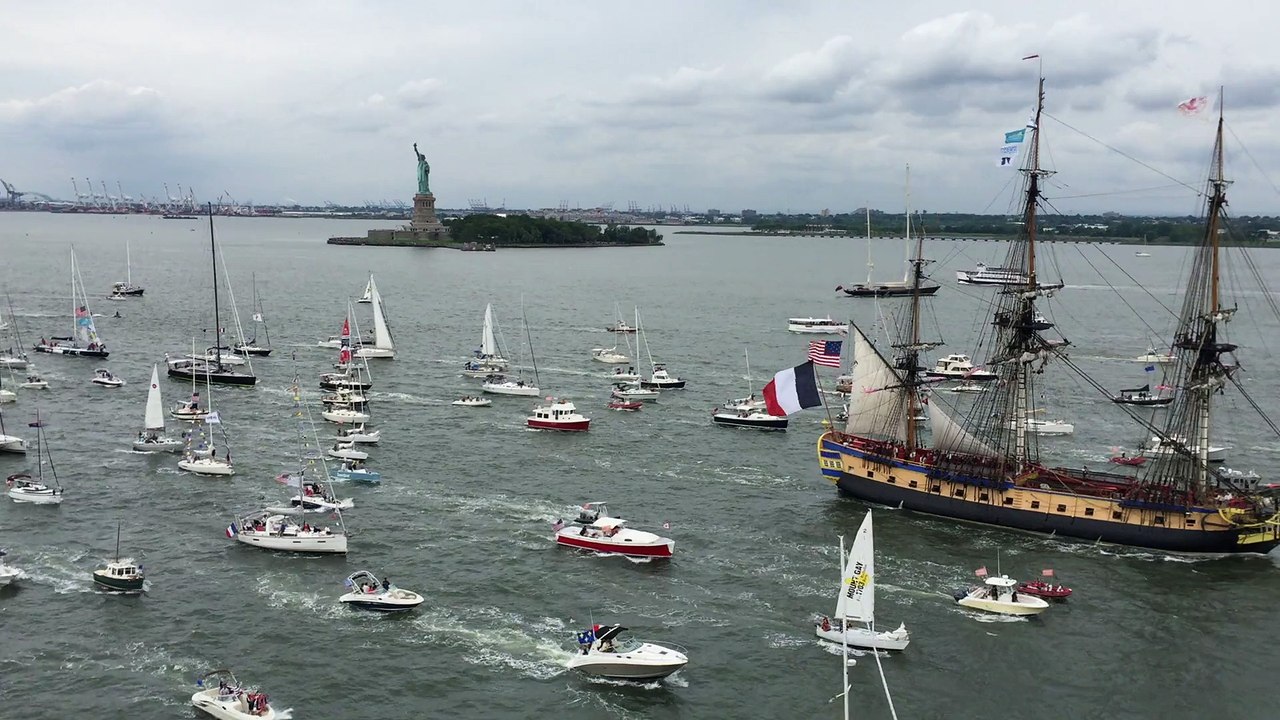 arrivée de l'Hermione Lafayette à New York le 4 juillet 2015