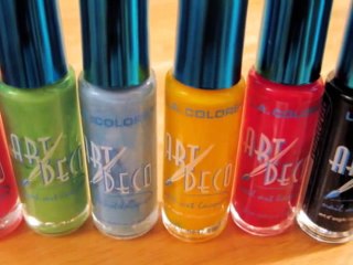 Christmas Holiday Light Nail Art