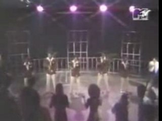 The whispers - the beat goes on