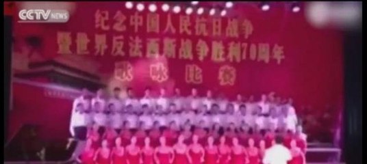 Konser sırasında sahne çöktü