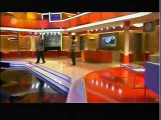 Georg Schramm: "Soldaten sind Mörder!" oder: "Die Deutschen müssen töten lernen!" u.a.