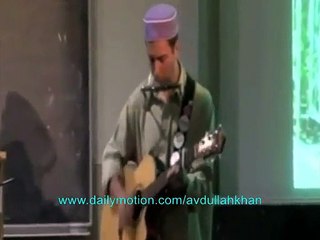 American Sings Pashto Song "Pekhawar Kho Pekhawar De Kana"- Funny Must watch
