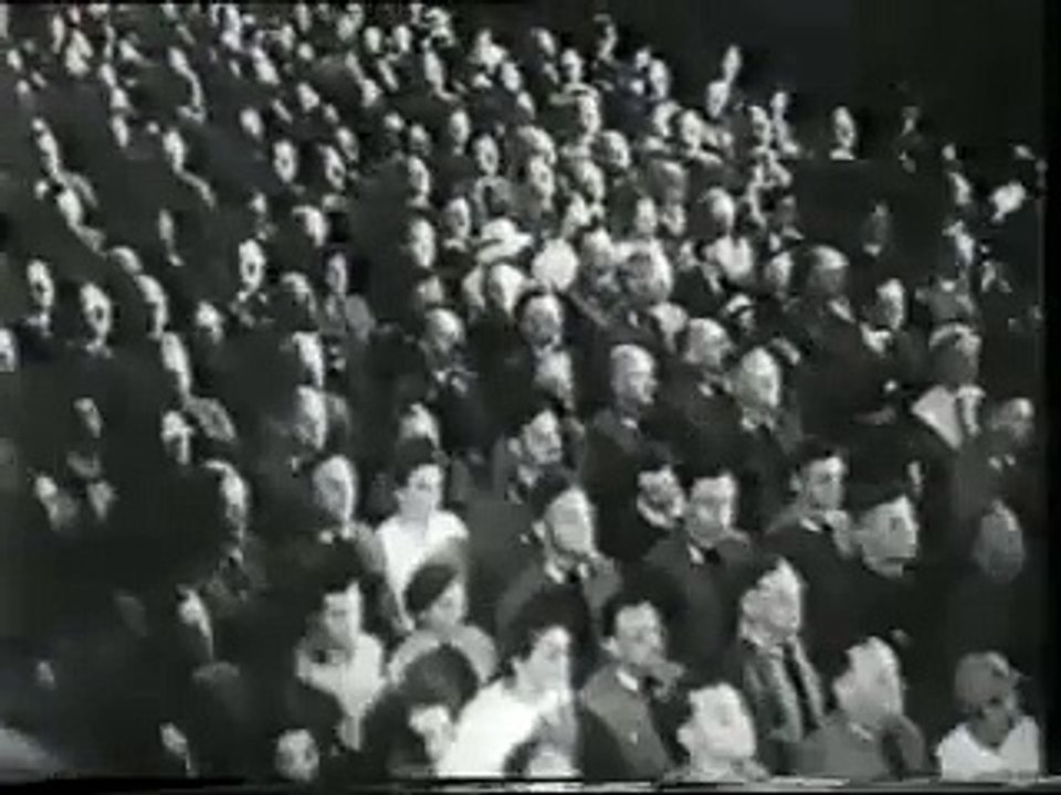 Rudolf Hess hat das wort