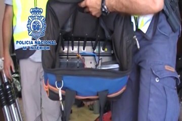 Disfrazados de técnicos de telefonía para robar