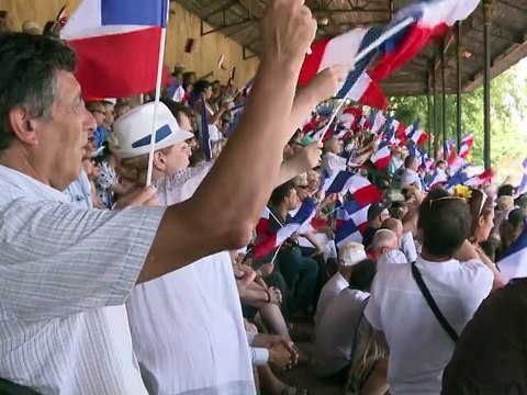 Maréchal-Le Pen : une région bleu, blanc, rouge , pas black, blanc, beur