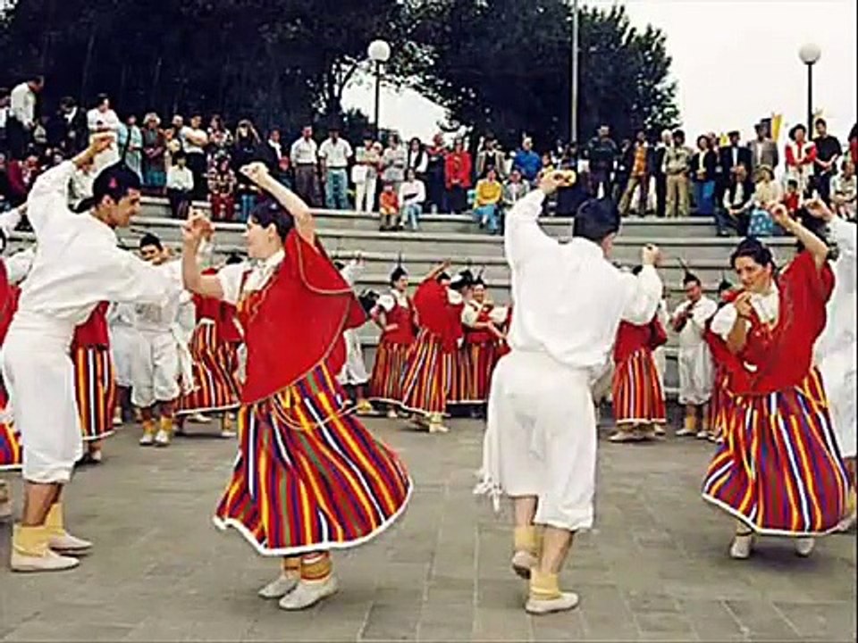 Amália Rodrigues - "Bailinho da Madeira"