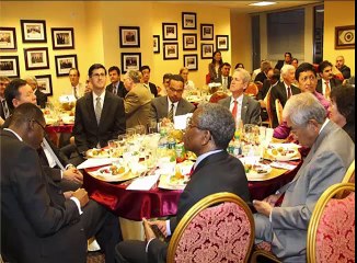 OBAMA is eating iftar party with Muslims in white house and Pentagon By Cloudy