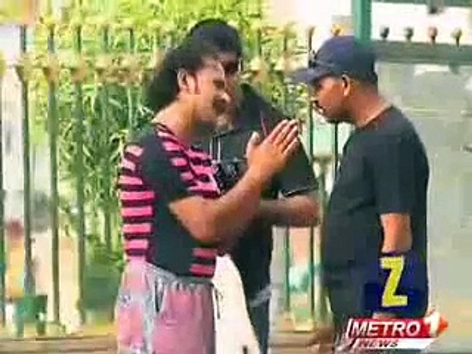 Girl asks for clothes Prank - Zara Hut Kay 2015