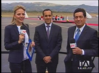 Así fue la llegada del avión del Papa Francisco