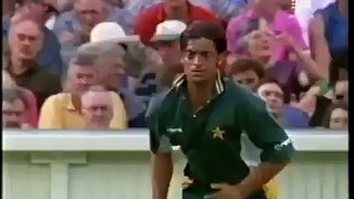 shoaib akhter vs austrailia dangerous bowling.