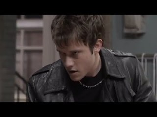 Split en español, Capitulo 6, lucha de vampiros.