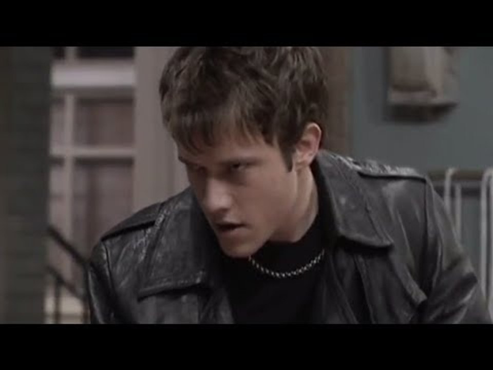 Split en español, Capitulo 6, lucha de vampiros.