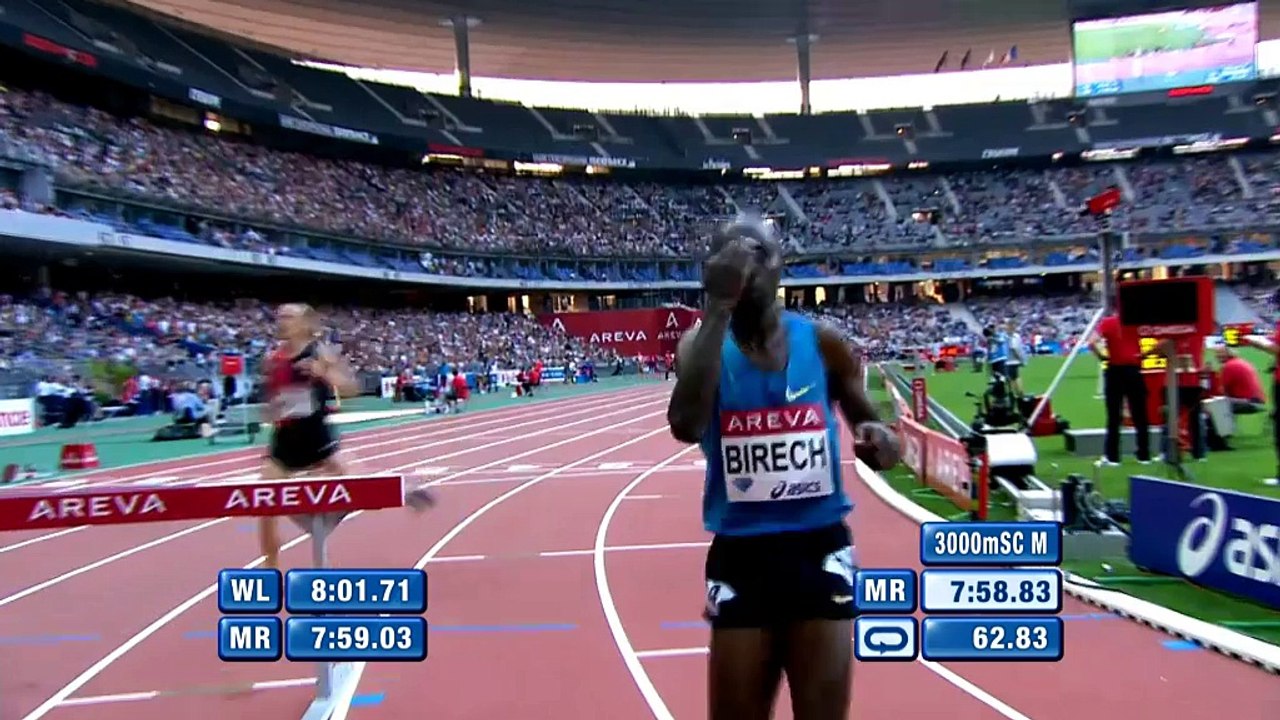 Jager bombs at final hurdle during steeplechase in Paris