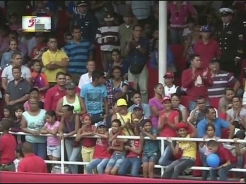 Maduro pide a instituciones europeas respetar resultados en Grecia