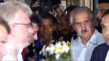 Nani için çılgın karşılama