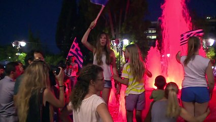 Partidários do 'Não' festejam vitória no referendo grego
