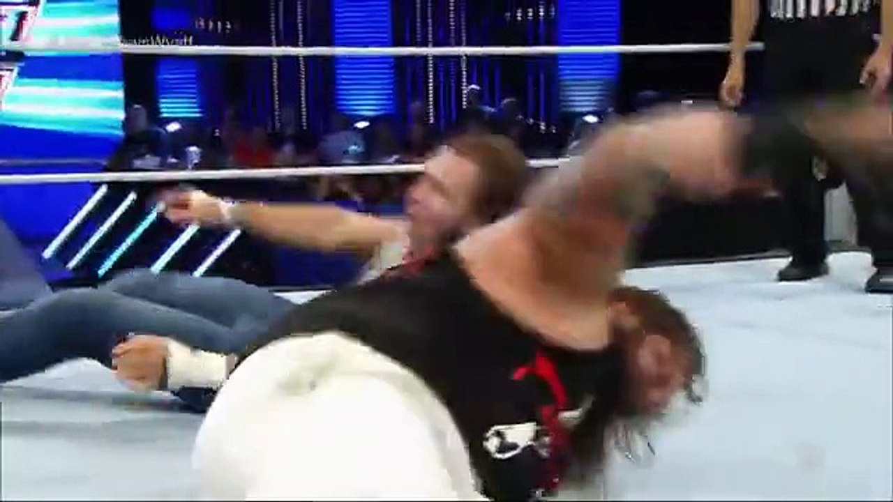 Dean Ambrose vs. Bray Wyatt - SmackDown, July 2, 2015