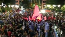 Référendum : le non gagne, des scènes de liesses en Grèce