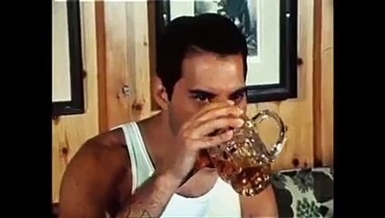 Kanye West Vs Freddie Mercury