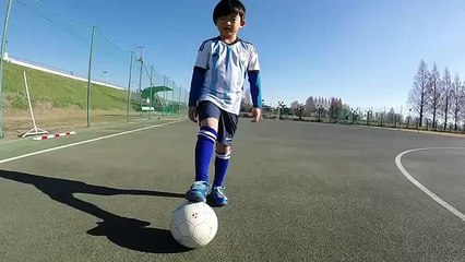 小学生リフティング練習方法とコツ【#01】インステップ編