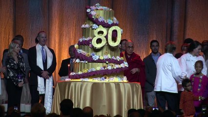 Le dalaï lama fête ses 80 ans en Californie