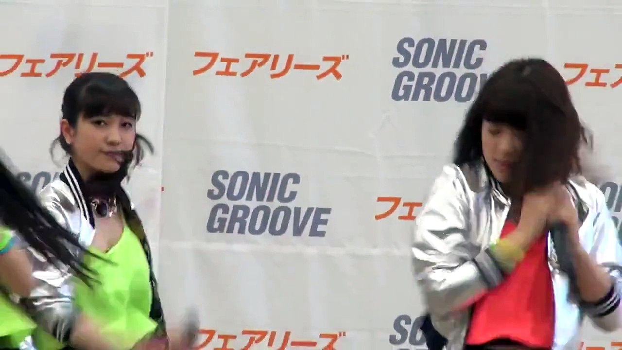 フェアリーズ ★ 2014.05.17 たまプラーザテ 1200 SUPER HERO と Love Me, Love You More
