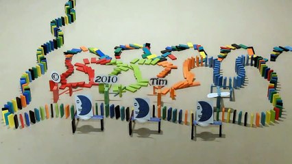 Impressive display of kinetic energy - Dominos & Objects