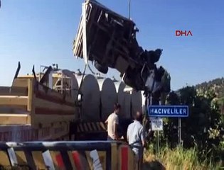 Manisa'da katliam gibi kaza