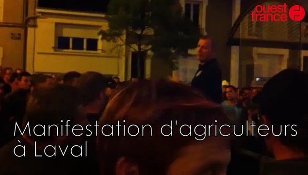 Manisfestation d'agriculteurs à Laval