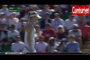 Londra’da devam eden Wimbledon’daki tenisçilerin beyaz giyinme zorunluluğu nedeniyle Eugenie Bouchard , maçta giydiği siyah sütyen nedeniyle hakemden uyarı aldı.