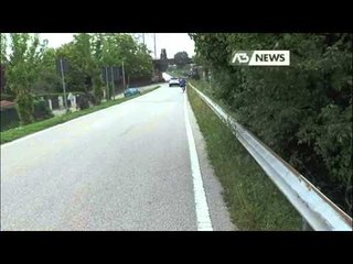 Descargar video: CICLISTI E PEDONI A RISCHIO