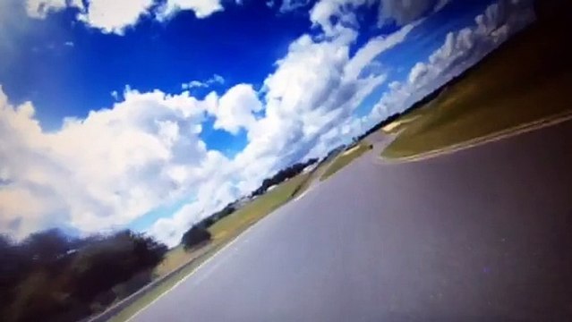 Circuit de Haute Saintonge 27-06-15 (sortie de piste)