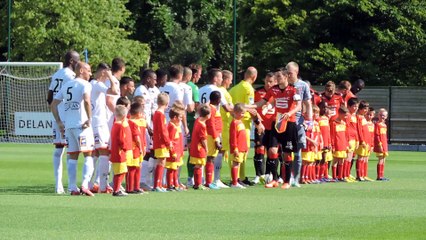 04/07/15 : SRFC-SLMFC : entrée des équipes
