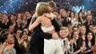 Taylor Swift & Calvin Harris Kiss After ‘Bad Blood’ Premieres At Billboard Music Awards 2015