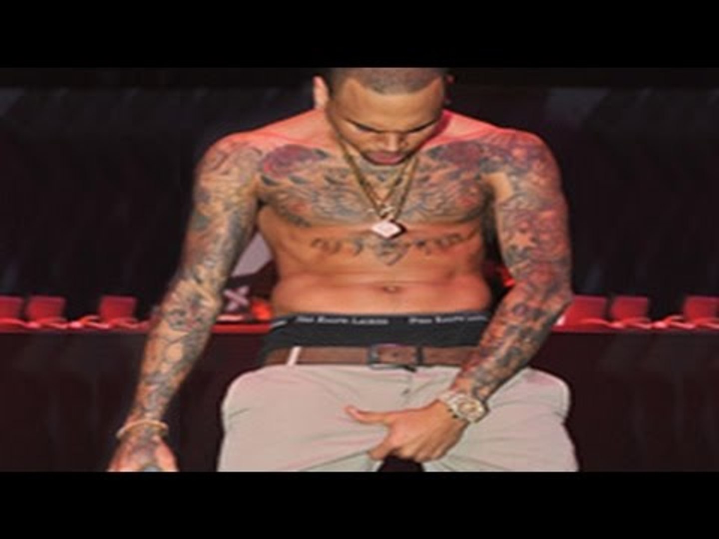 Karrueche Tran Wants Chris Brown To Get Her Name Tattooed On His Private  Parts - video Dailymotion