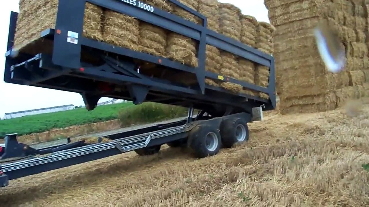 remorque autochargeuse de ballots carrés Trans Balle