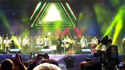 Los Ángeles Azules - María León - Mis Sentimientos @ Zócalo D.F. 14 de Febrero 2015