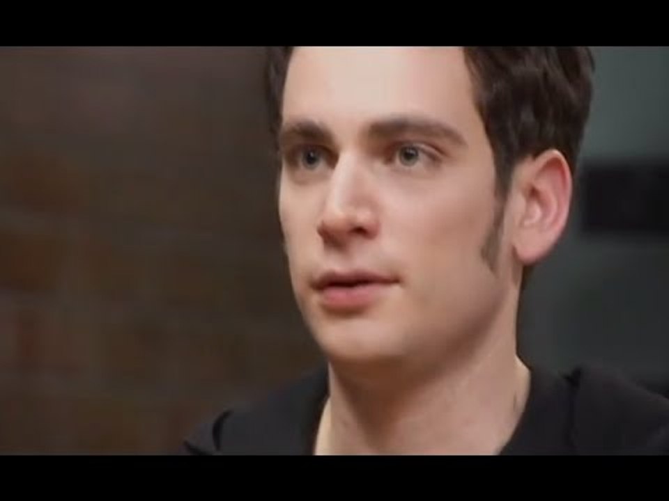 Split en español capítulo 5, es un vampiro