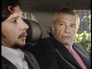 Collar de esmeraldas capitulo 2, detrás del collar