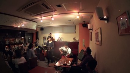 てくてくTV　小島のり子(fl)関根彰良(g)　関内、馬車道　Sheryl's Bar しぇりるライブへ行く　2