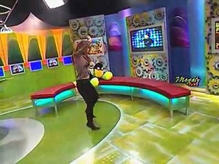 Magaly Medina "baila por un sueño" (Magaly TeVe 05-06-08)
